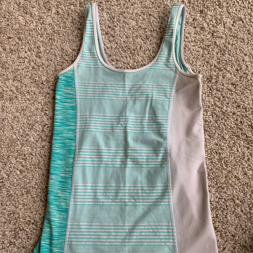 Women’s Lululemon Workout Tank